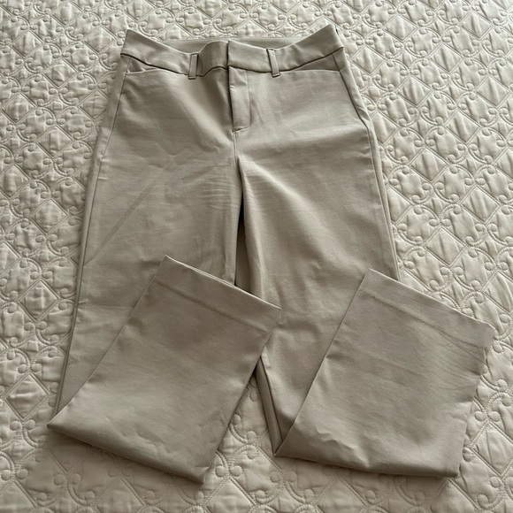 Old Navy High Waisted Pixie Straight Leg Ankle Pants Size 6 Khaki EUC - Picture 2 of 5